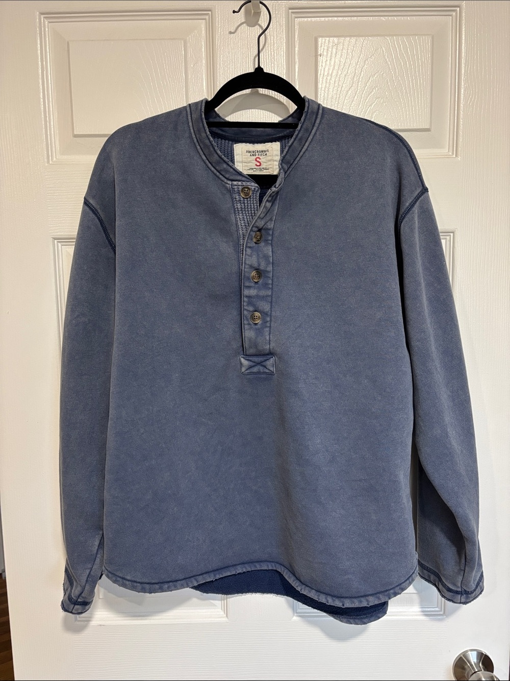 Abercrombie & Fitch Cool Navy Henley Sweatshirt Men’s Size Small